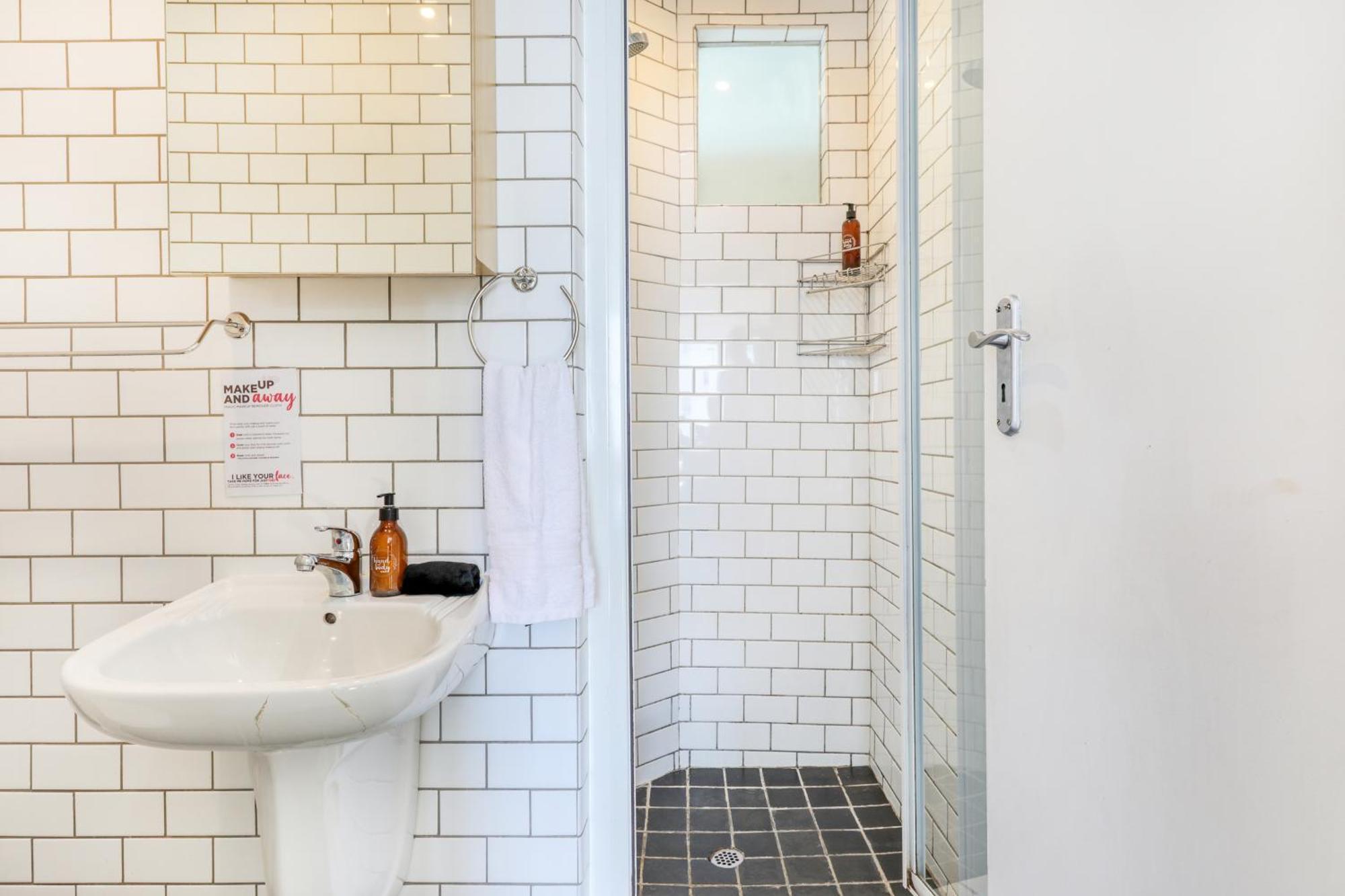 Backup-Powered Bantry Bay View 2 Bed Apartment Cape Town Dış mekan fotoğraf